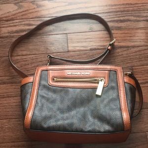 Michael Kors Crossbody Bag